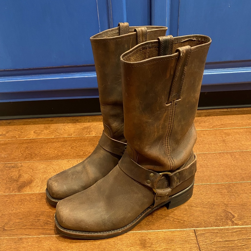 Frye Harness 12 R boots, Gaucho color, size 11 mens